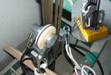 Rivelatore ultrasonico del difetto della corda d'acciaio dell'apparecchiatura di collaudo del metallo del cavo metallico dell'elevatore HRD-150
