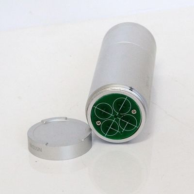 Piccolo analizzatore di vibrazioni portatile