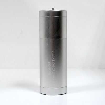 Piccolo analizzatore di vibrazioni portatile